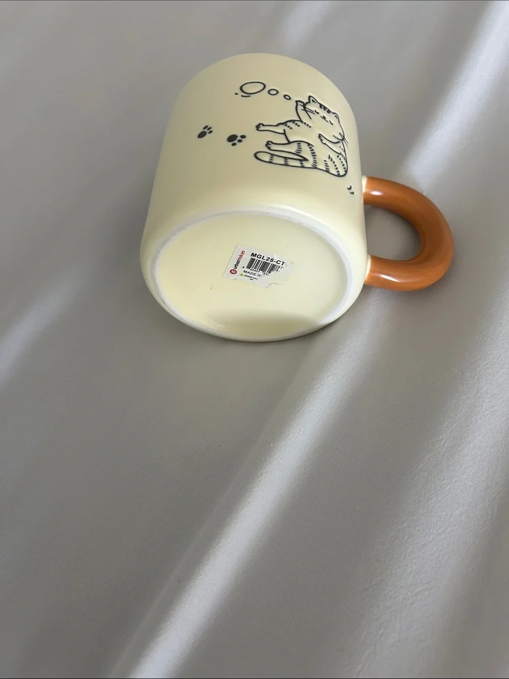 Cream Cat Print Ceramic Mug with Orange Handle